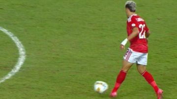 بعد إنتهاء الإيقاف موعد مشاركة إمام عاشور فى تدريبات الأهلي الجماعية بعد إنتهاء الإيقاف موعد مشاركة إمام عاشور فى تدريبات الأهلي الجماعية