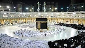 شاهد شعائر صلاة العشاء والتراويح من الحرمين في ليلة 11 رمضان بث مباشر