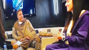 معانا المطرب اللي دمر المزيكا.. رامز جلال يقدم حمو بيكا معانا المطرب اللي دمر المزيكا.. رامز جلال يقدم حمو بيكا