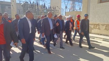 وزير الكهرباء ومحافظ الإسكندرية يتفقدان محطة محولات برج العرب الترفيهية وزير الكهرباء ومحافظ الإسكندرية يتفقدان محطة محولات برج العرب الترفيهية