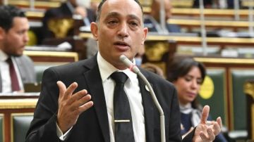  قفزة في المجهول نائب يطالب بمحاسبة الحكومة على قرار 13 سنة تعليم إلزامي