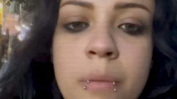 وأنت مالك؟ يوسف الحسيني ينفعل على المتهم بالتحر.ش بفتاة الأتوبيس وأنت مالك؟ يوسف الحسيني ينفعل على المتهم بالتحر.ش بفتاة الأتوبيس