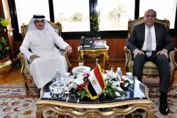 وزير الطيران يستقبل رئيس هيئة الطيران المدني القطري لبحث أوجه التعاون