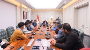 إنهاء إضراب عمال شركة ملابس بالعاشر من رمضان وعودة العمل بكامل طاقته إنهاء إضراب عمال شركة ملابس بالعاشر من رمضان وعودة العمل بكامل طاقته