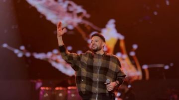 تصدر التريند بحفل موسم الرياض.. رسائل مؤثرة من محمد حماقي للجمهور شاهد