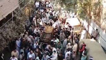 ماتت قبل ما تعرف نتيجتها.. أهالي المنوفية يشيعون جثمان طالبة في الشهادة الإعدادية بالمنوفية