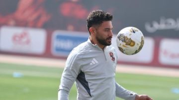 مران الأهلي ياسر إبراهيم ينتظم في التدريبات الجماعية