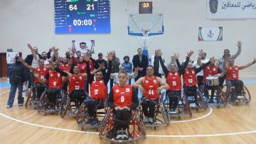 منتخب مصر يعبر فلسطين بثقة ويضرب موعدا مع الكويت في نهائي البطولة العربية لسلة الكراسي المتحركة