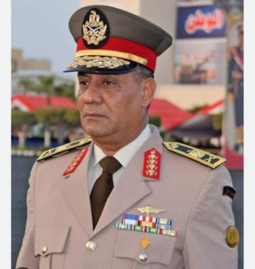 تعيين الفريق أشرف سالم وزيرا للدفاع والإنتاج الحربي المصري