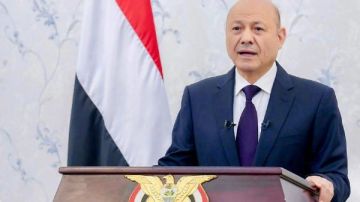 رئيس مجلس القيادة اليمني: دعم الاتحاد الأوروبي يتجاوز الإغاثة إلى حماية الملاحة الدولية رئيس مجلس القيادة اليمني: دعم الاتحاد الأوروبي يتجاوز الإغاثة إلى حماية الملاحة الدولية