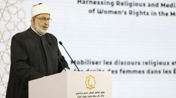 وكيل الأزهر يقدم 10 توصيات في ختام مؤتمر استثمار الخطاب الديني والإعلامي للمرأة وكيل الأزهر يقدم 10 توصيات في ختام مؤتمر استثمار الخطاب الديني والإعلامي للمرأة