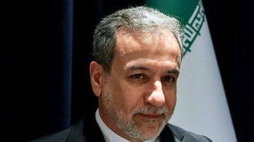 إيران: عراقجي غادر إلى مسقط لإجراء مفاوضات نووية مع الولايات المتحدة