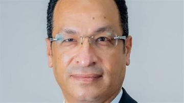 بعد التعديل الوزاري.. من هو المهندس رأفت هندي وزير الاتصالات الجديد؟ بعد التعديل الوزاري.. من هو المهندس رأفت هندي وزير الاتصالات الجديد؟