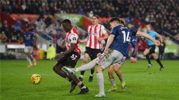 آرسنال يسقط في فخ التعادل أمام برينتفورد بالدوري الإنجليزي