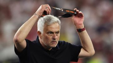 «مورينيو» يغيب عن مباراة الإياب بين ريال مدريد وبنفيكا بعد طرده