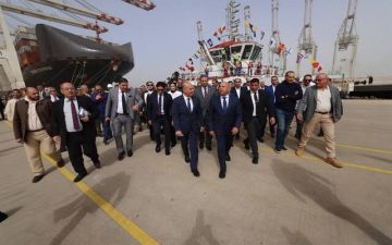 وزير النقل: بدء التشغيل التجريبي التجاري لمحطة تحيا مصر للحاويات بميناء دمياط