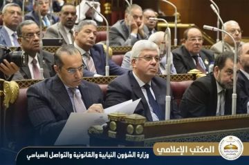 المستشار محمود فوزي لـ مجلس الشيوخ: مشروع قانون تنظيم العمل في المستشفيات الجامعية لم يتضمن أي نص يتعلق بمهنة الطب بل يقتصر على تنظيم العمل بالمستشفيات الجامعية