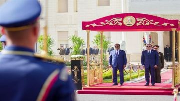 كاتب صحفي: الإرهاب في الصومال ذريعة لتدخلات إقليمية فيديو كاتب صحفي: الإرهاب في الصومال ذريعة لتدخلات إقليمية فيديو