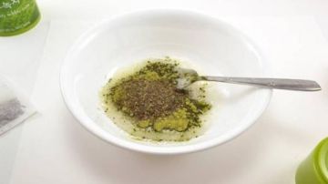 ماسك الشاي الأخضر.. وصفة طبيعية لبشرة نضرة وخالية من العيوب