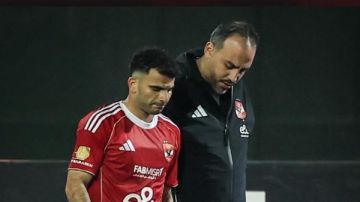 الأهلي يفقد زيزو في رحلة الجزائر الأهلي يفقد زيزو في رحلة الجزائر