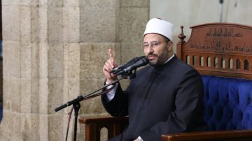 درس التراويح بالجامع الأزهر: مراقبة الله توصل العبد إلى مرتبة الإحسان وغيابها خيبة وخسران