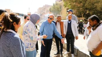 محافظ المنيا: الارتقاء بمستوى البنية التحتية وتحسين كفاءة شبكة الطرق الداخلية