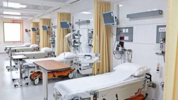 نقيب الأطباء يعترض على مادة إعادة الترخيص بتعديلات قانون المستشفيات الجامعية نقيب الأطباء يعترض على مادة إعادة الترخيص بتعديلات قانون المستشفيات الجامعية