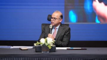 وزير الاستثمار: المنصات الرقمية للصناديق العقارية توفر مسارات شفافة وواضحة للمطورين والمواطنين وزير الاستثمار: المنصات الرقمية للصناديق العقارية توفر مسارات شفافة وواضحة للمطورين والمواطنين