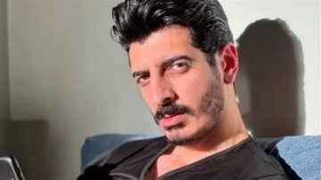 أولى جلسات استئناف شاكر محظور على حكم حبسه عامين 19 أبريل المقبل أولى جلسات استئناف شاكر محظور على حكم حبسه عامين 19 أبريل المقبل