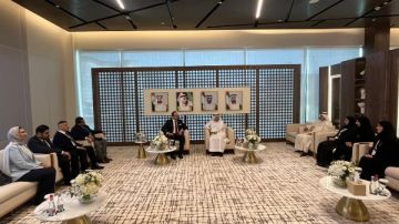 رئيس هيئة الرعاية الصحية يعقد لقاءات رفيعة المستوى مع هيئة صحة دبي رئيس هيئة الرعاية الصحية يعقد لقاءات رفيعة المستوى مع هيئة صحة دبي