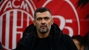 كونسيساو يهاجم التحكيم بعد خسارة الاتحاد أمام النصر ويرفض الخوض في ملف بنزيما