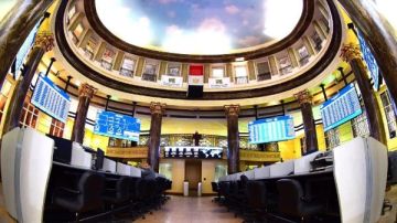 تأثير طرح 20 شركة بالبورصة على السيولة.. اقتصادي يكشف