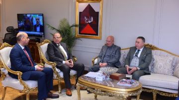 وفد عمالي يبحث مع رداد تطوير سوق العمل وتعزيز الحماية الاجتماعية وفد عمالي يبحث مع رداد تطوير سوق العمل وتعزيز الحماية الاجتماعية