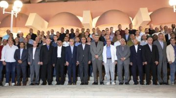 محافظ أسوان يلتقى بوفد كلية الحرب العليا