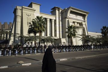 مصر.. حكم لـ الدستورية بشأن جداول المخدرات يثير جدلا حول القضايا الجنائية