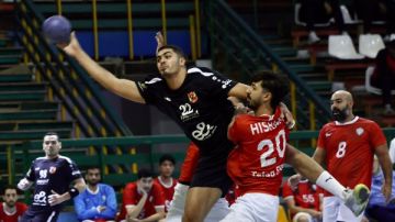 رجال يد الأهلي يواجه طلائع الجيش في الدوري