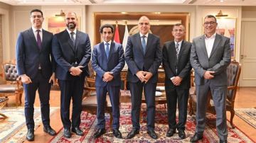 وزير الري يبحث مع مدير الشبكة الإسلامية لتنمية مصادر المياه تعزيز التعاون المشترك