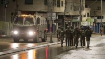 إسرائيل تفاقم التوترات في رمضان.. قرارات حكومية وسياسات أمنية تهدد الفلسطينيين إسرائيل تفاقم التوترات في رمضان.. قرارات حكومية وسياسات أمنية تهدد الفلسطينيين