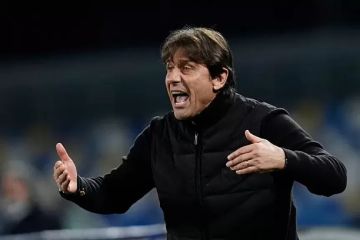 كونتي: نابولي استحق أكثر أمام روما.. وسنرى أي بطولة أوروبية سنتأهل لها كونتي: نابولي استحق أكثر أمام روما.. وسنرى أي بطولة أوروبية سنتأهل لها