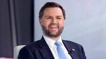 نائب الرئيس الأمريكي: ترامب مصر على منع إيران من امتلاك أسلحة نووية