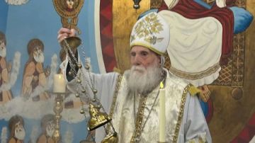 وفاة القمص تكلا عزمي شيخ كهنة الأرشيديوسس.. والبابا تواضروس يعزي