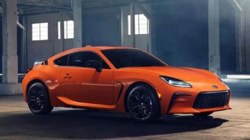 سعر ومواصفات تويوتا GR 86 موديل 2026 في السوق السعودي صور سعر ومواصفات تويوتا GR 86 موديل 2026 في السوق السعودي صور