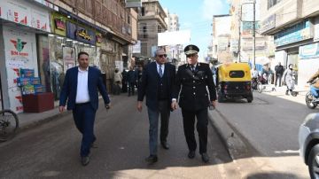 محافظ الغربية يختتم جولته المفاجئة ببسيون بتفقد الموقف ويتحاور مع المواطنين صور