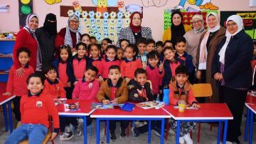 مديرة تعليم جنوب سيناء تتفقد انتظام الدراسة في أول أيام الفصل الدراسي الثاني