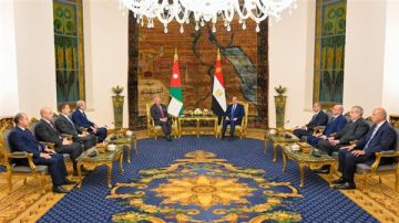 الرئيس السيسي والملك عبد الله يؤكدان ضرورة التنفيذ الكامل لاتفاق وقف الحرب في قطاع غزة