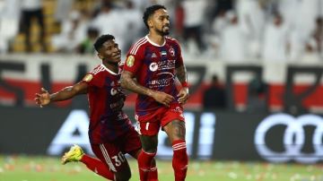 دوري أبطال آسيا.. الشارقة الإماراتى يتفوق على الدحيل القطري 1-0 بالشوط الأول دوري أبطال آسيا.. الشارقة الإماراتى يتفوق على الدحيل القطري 1-0 بالشوط الأول