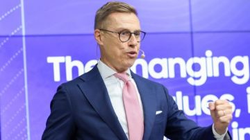 دولة صغيرة.. الرئيس الفنلندي ينفجر غضبا بسبب مديرة منظمة التجارة العالمية