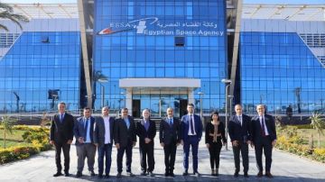 وكالة الفضاء المصرية تبحث آفاق التعاون المشترك مع شركة سيتال الإيطالية SITAEL وكالة الفضاء المصرية تبحث آفاق التعاون المشترك مع شركة سيتال الإيطالية SITAEL
