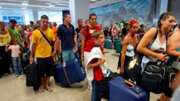 بريطانيا تطمئن شعبها.. مصر وجهة آمنة للسياحة رغم توترات الشرق الأوسط