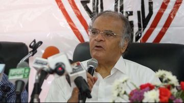 تامر عبد الحميد: الزمالك يدرس منح ممدوح عباس الرئاسة الشرفية للنادي